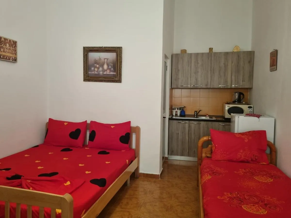 Apartments 4 Steps From The Sea Durrës